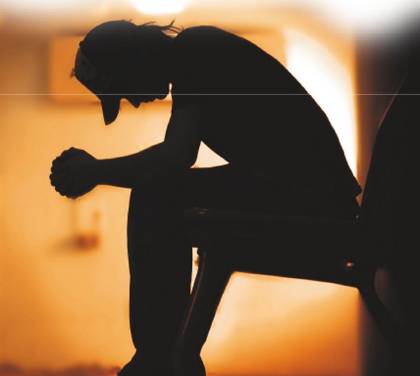 2011-10-05_skeftontai_na_plirosoun_tin_krisi_akoma_kai_me_tin_zoi_tous