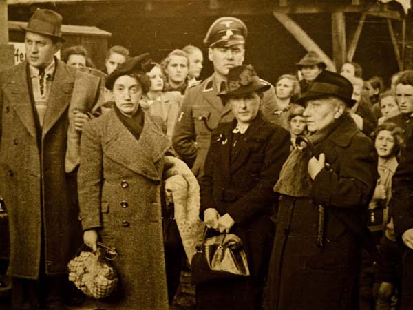 2013-01-16_10_topographie_des_terrors__16