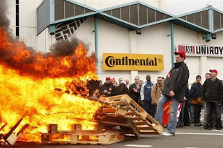 Βίαιες διαδηλώσεις Γάλλων εργατών το 2009