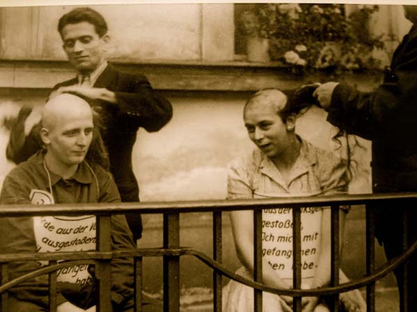 2013-01-16_17_topographie_des_terrors__29