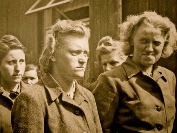 2013-01-16_29_topographie_des_terrors__13