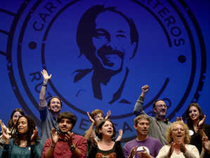 2015-12-18 01 Podemos