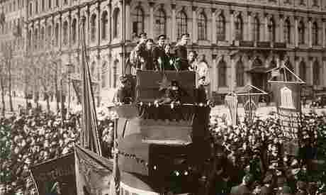 2017 10 25 11 Petrograd 1917